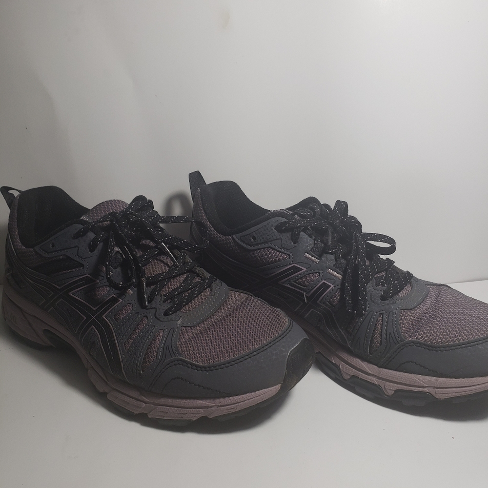 asics gel venture 7 Size 8.5 Purple.